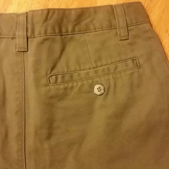 KHAKI GREEN BOYS SHORTS - Picture 4 of 4